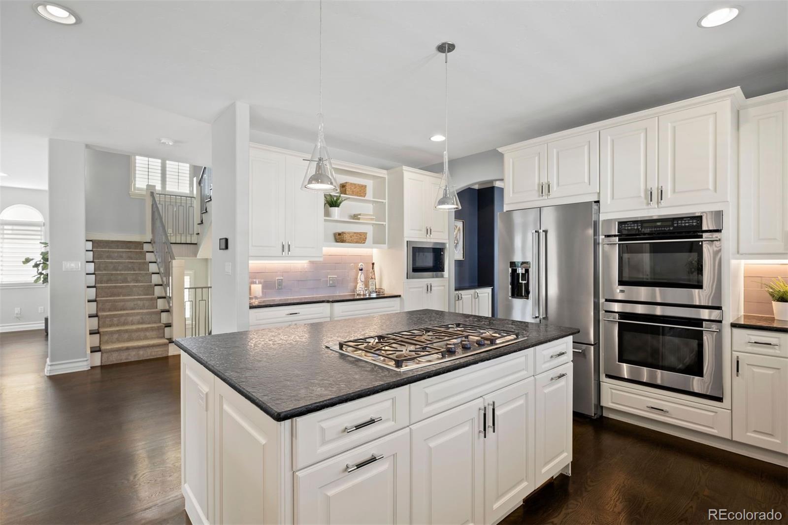 MLS Image #10 for 2500 s monroe street,denver, Colorado