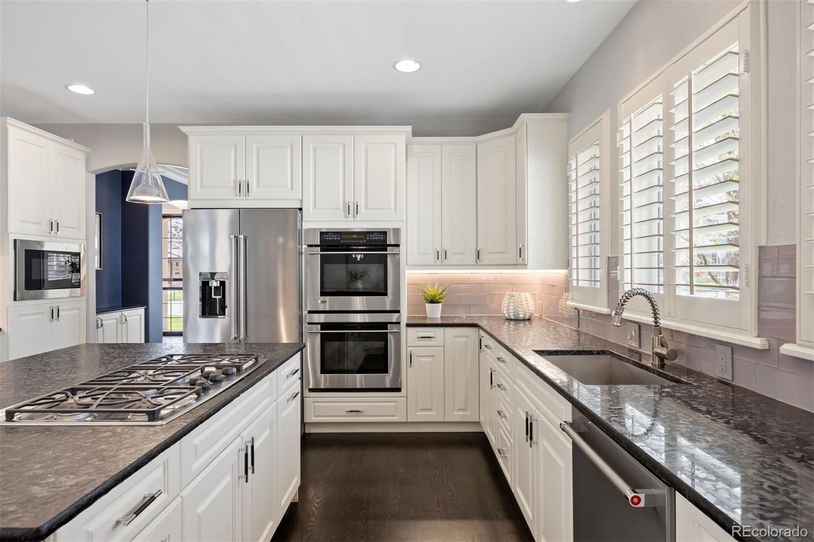 MLS Image #11 for 2500 s monroe street,denver, Colorado