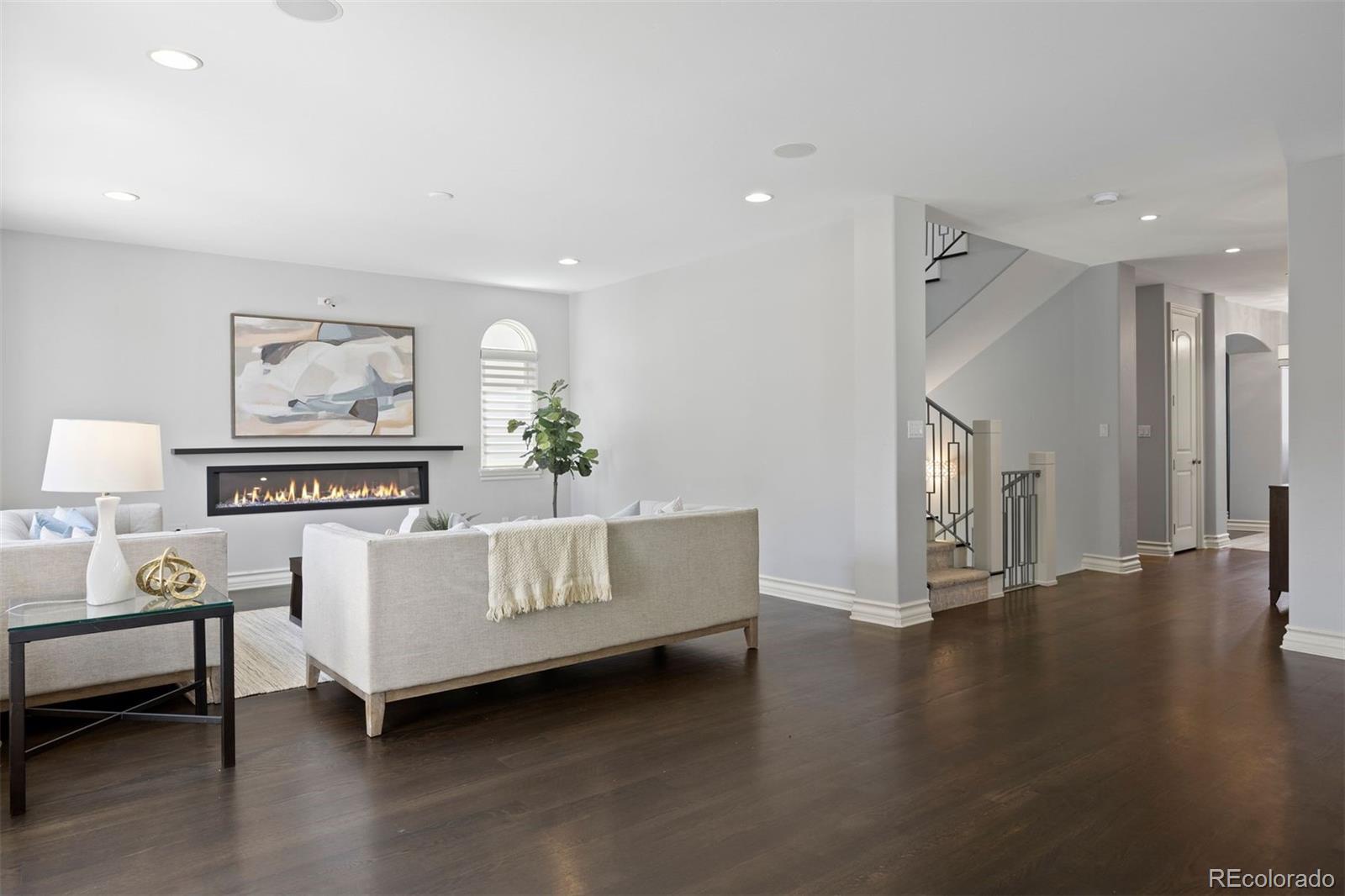 MLS Image #16 for 2500 s monroe street,denver, Colorado