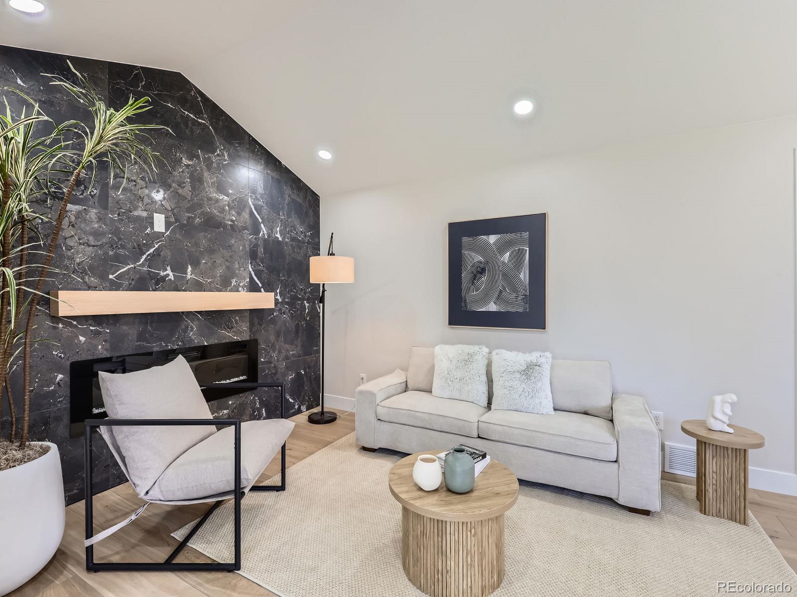MLS Image #12 for 3082 s florence court,denver, Colorado
