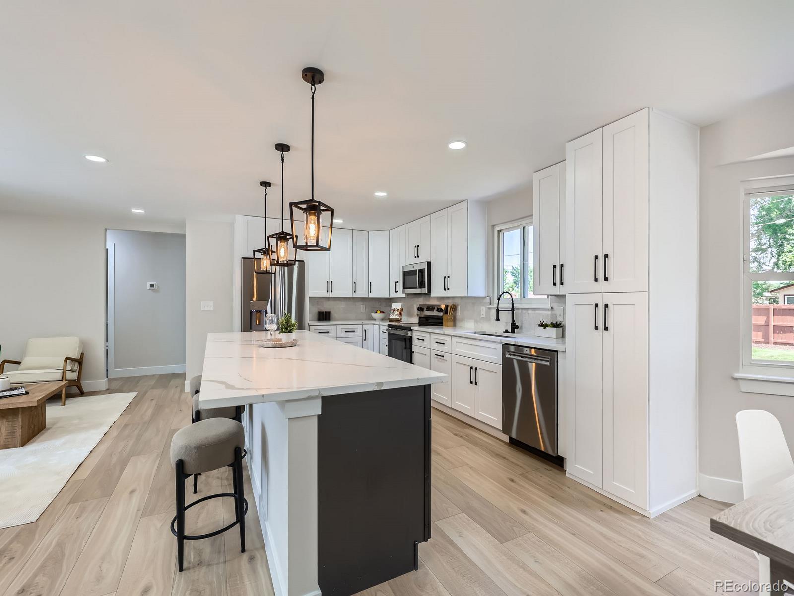 MLS Image #7 for 3082 s florence court,denver, Colorado
