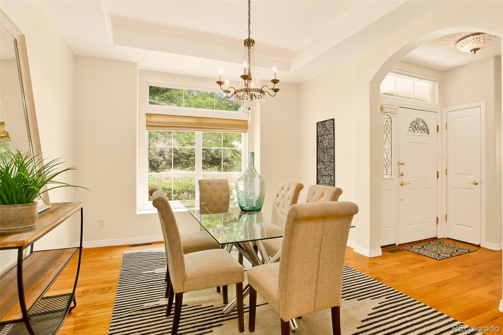 MLS Image #10 for 561  roslyn street,denver, Colorado