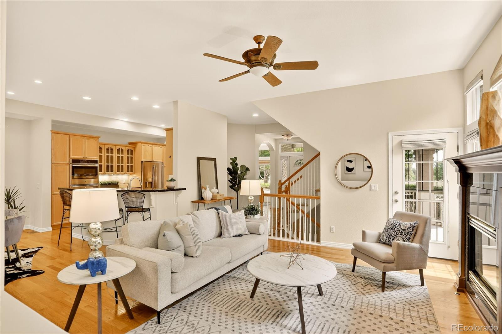 MLS Image #15 for 561  roslyn street,denver, Colorado