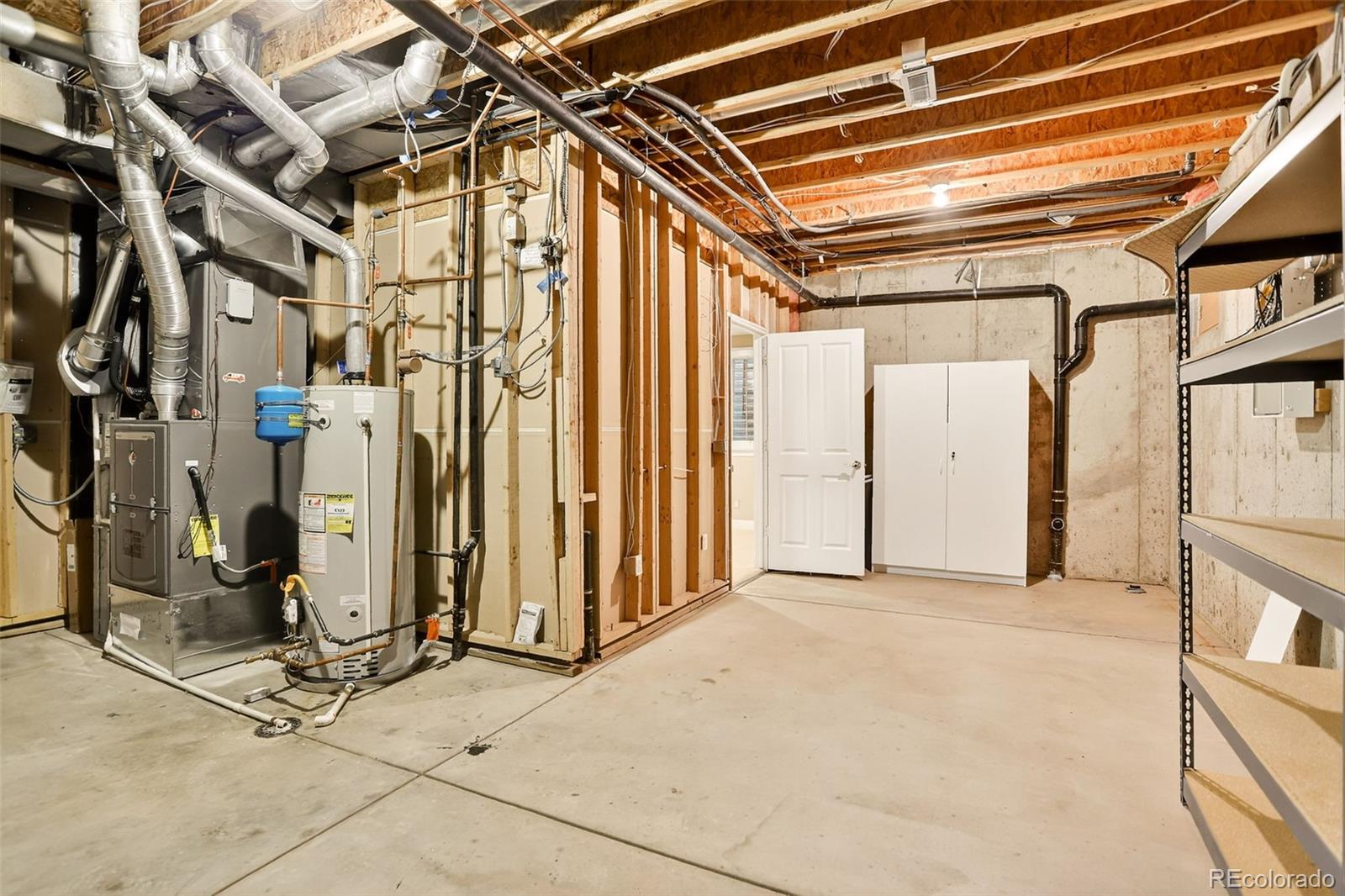 MLS Image #35 for 561  roslyn street,denver, Colorado