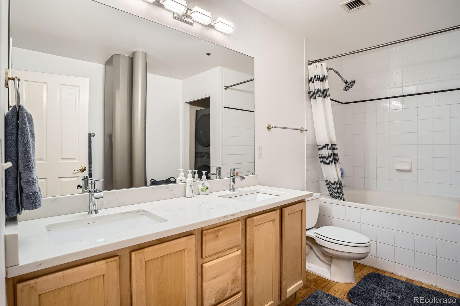 MLS Image #11 for 1555  california street 304,denver, Colorado