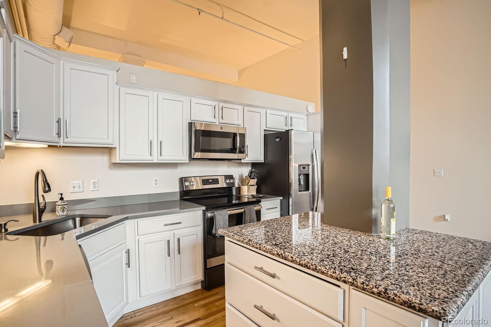 MLS Image #20 for 1555  california street 304,denver, Colorado