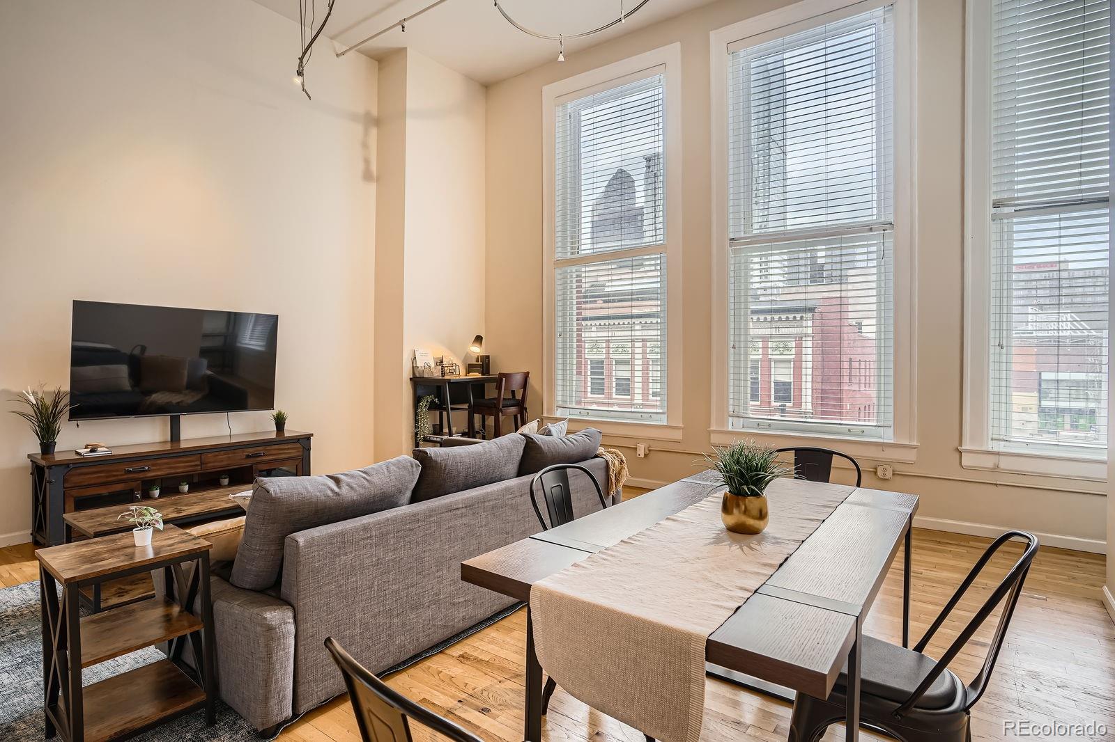 MLS Image #9 for 1555  california street 304,denver, Colorado