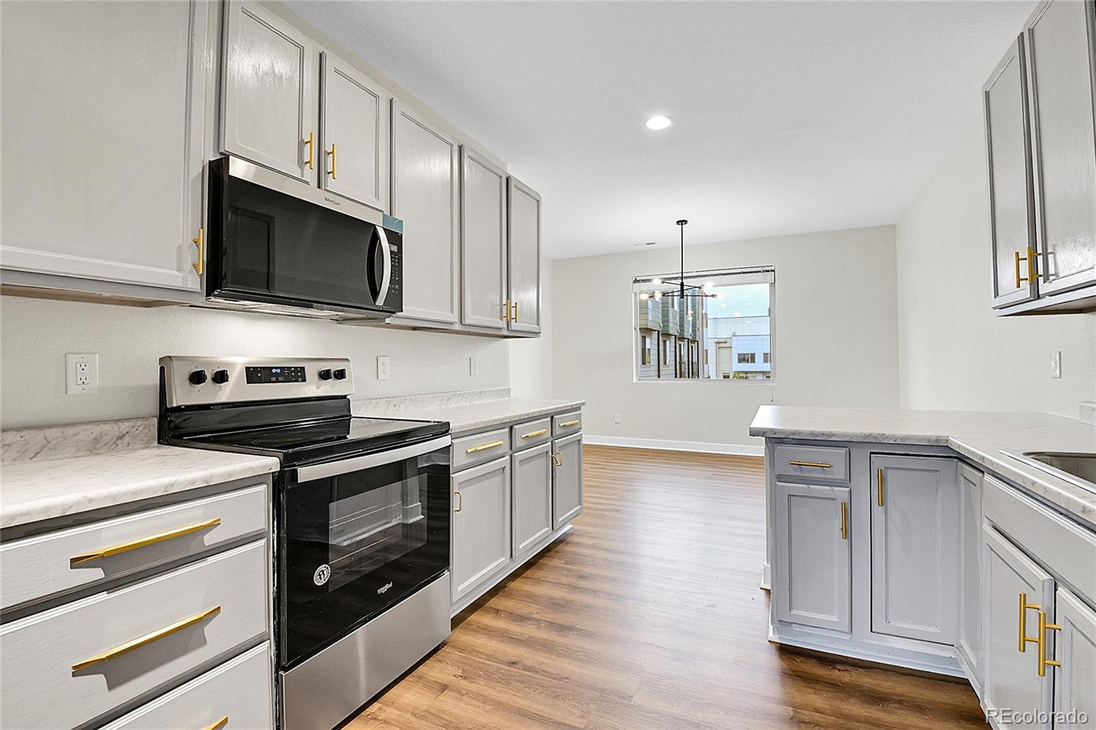 MLS Image #11 for 1285 w 9th avenue,denver, Colorado