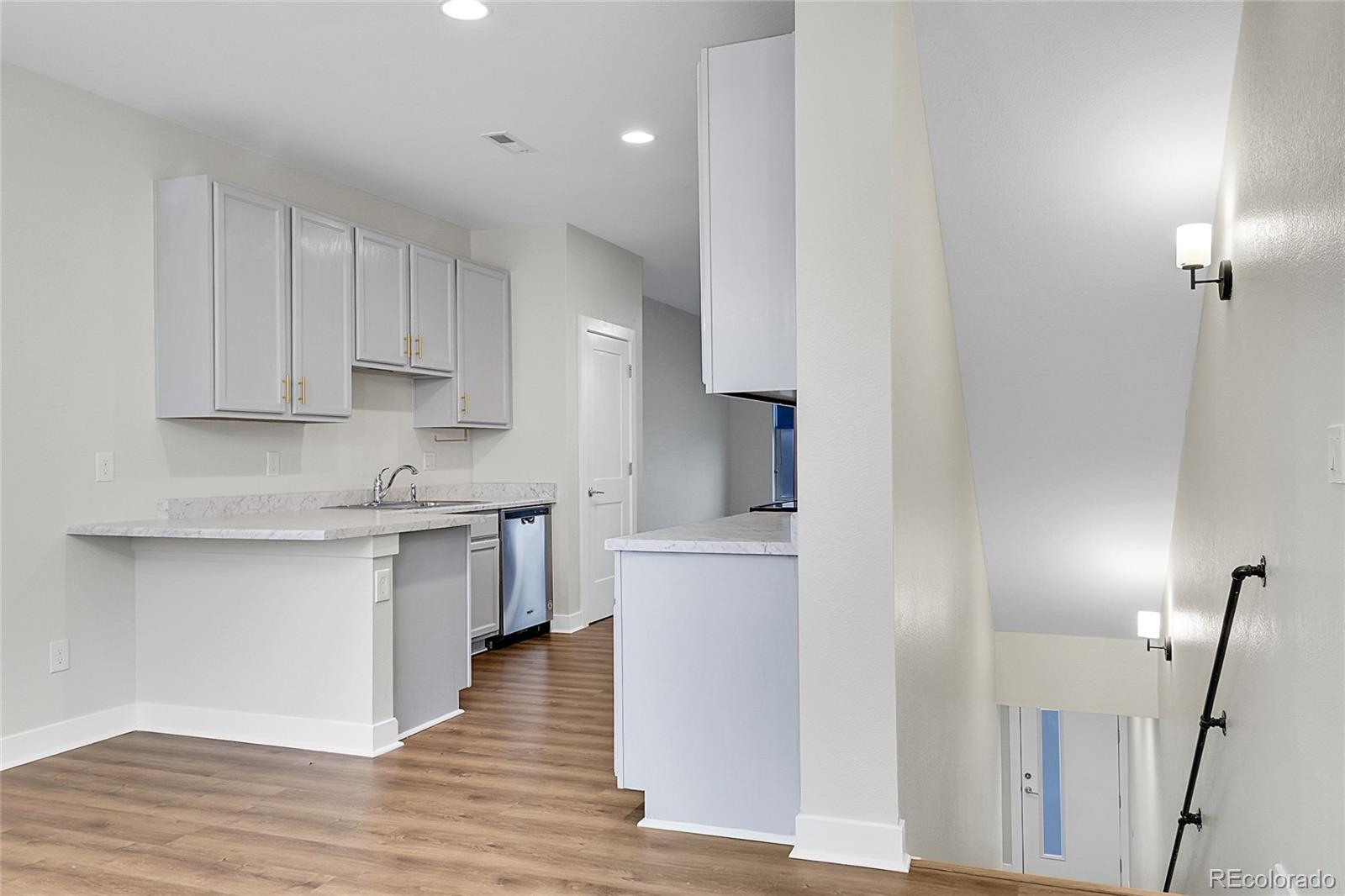 MLS Image #6 for 1285 w 9th avenue,denver, Colorado