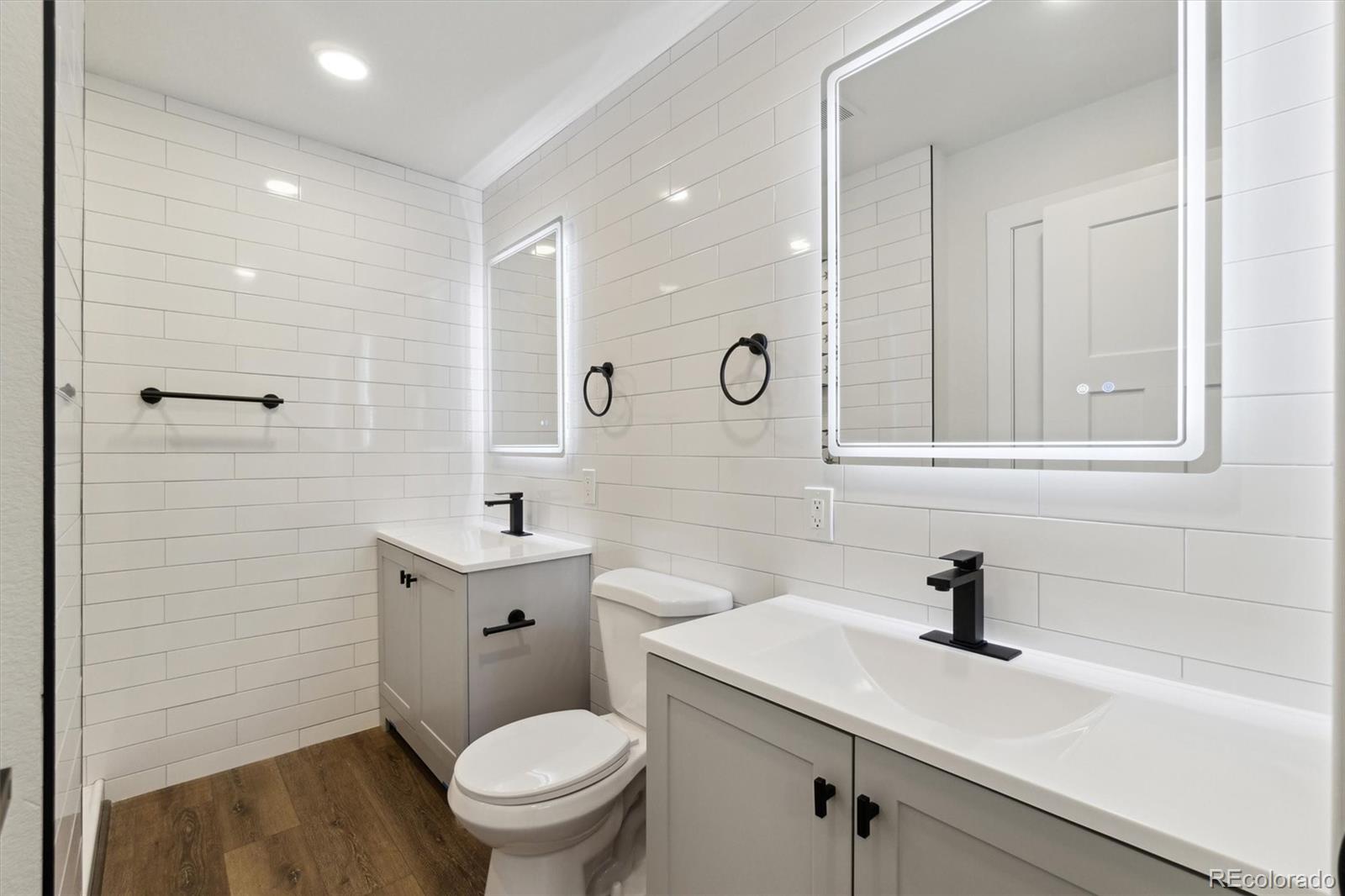 MLS Image #10 for 2840  cottonwood drive,denver, Colorado
