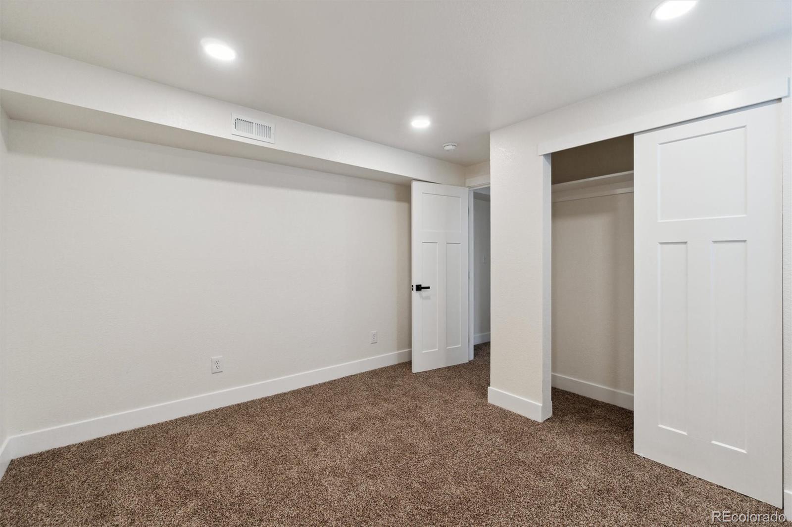 MLS Image #18 for 2840  cottonwood drive,denver, Colorado