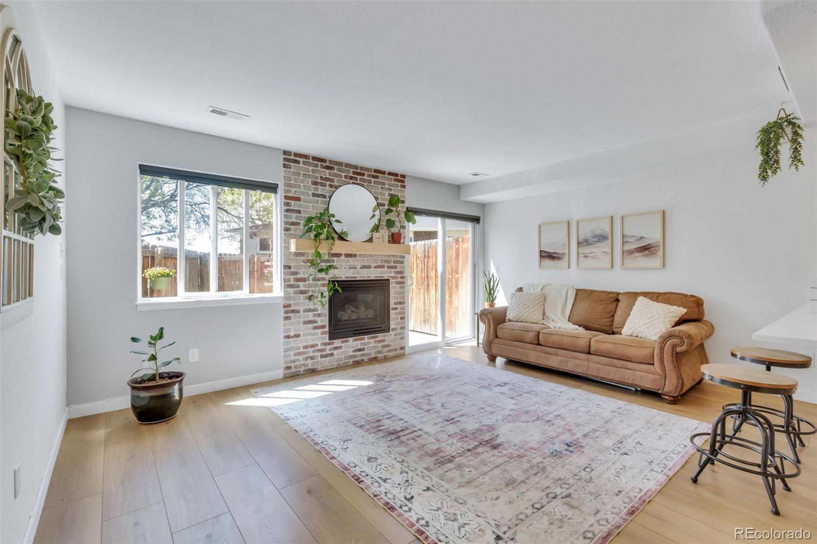 MLS Image #11 for 816  gabriel court,dacono, Colorado