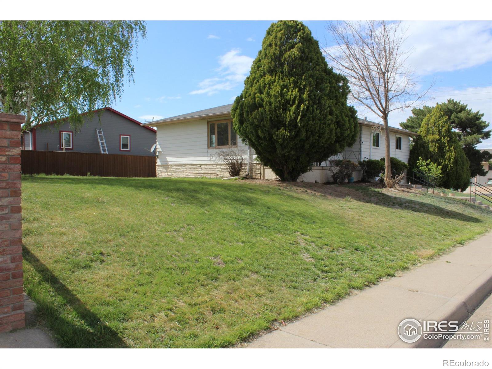 MLS Image #3 for 817  warner street,fort morgan, Colorado