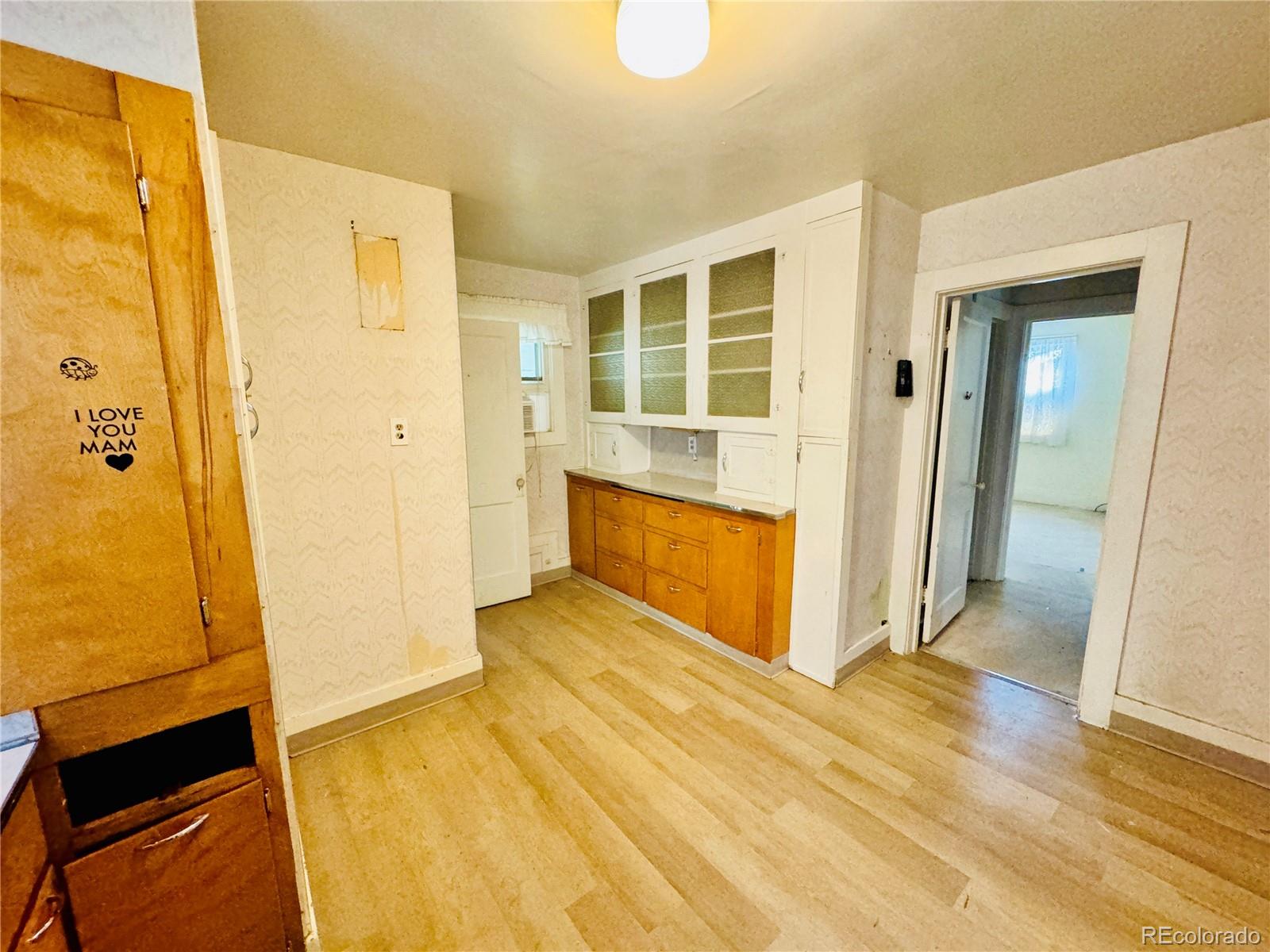 MLS Image #8 for 767 s york street,denver, Colorado