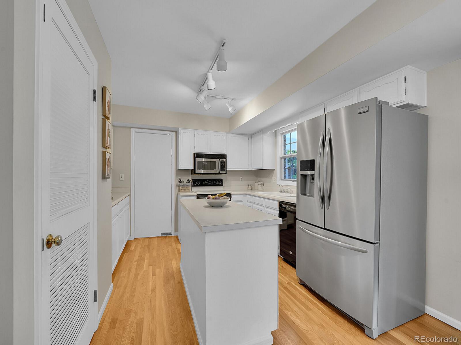 MLS Image #12 for 7405 s jackson court,centennial, Colorado