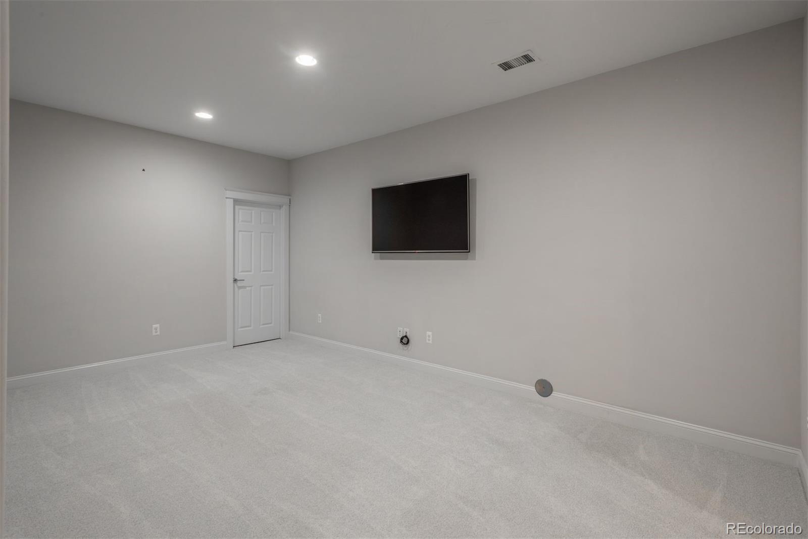 MLS Image #38 for 10252 e 58th avenue ,denver, Colorado