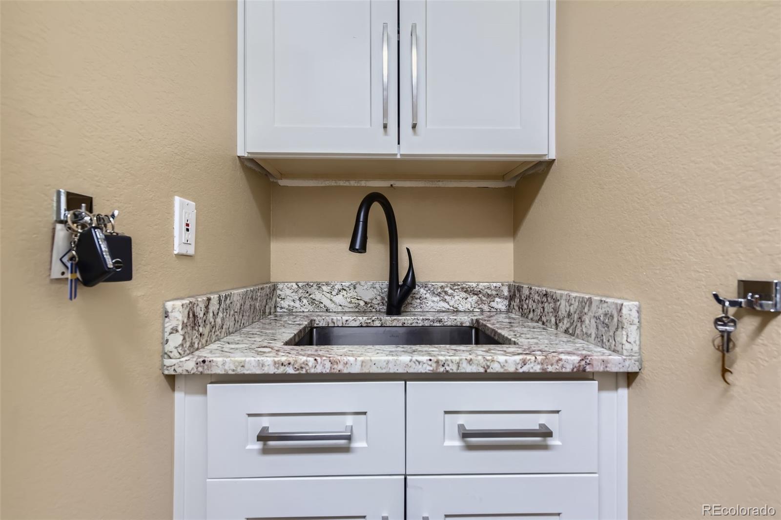 MLS Image #33 for 8807  tuscany lane,highlands ranch, Colorado