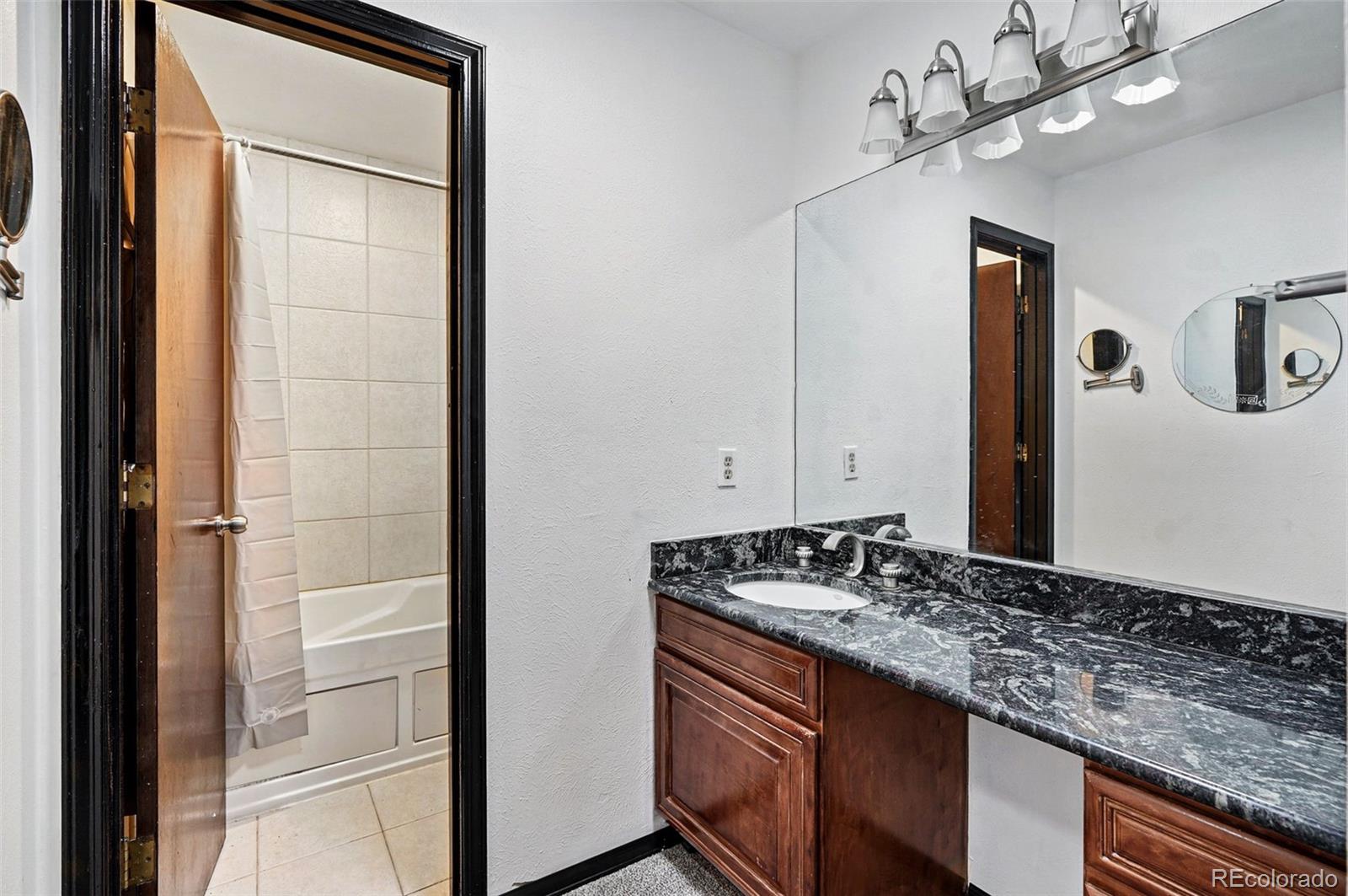 MLS Image #18 for 5197 s perry street,littleton, Colorado