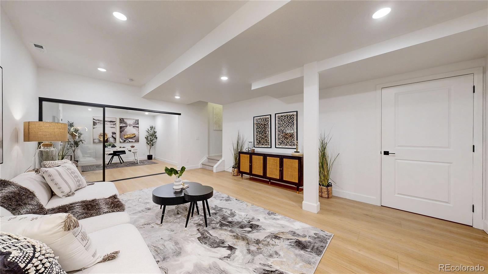 MLS Image #12 for 7932 e 49th place,denver, Colorado