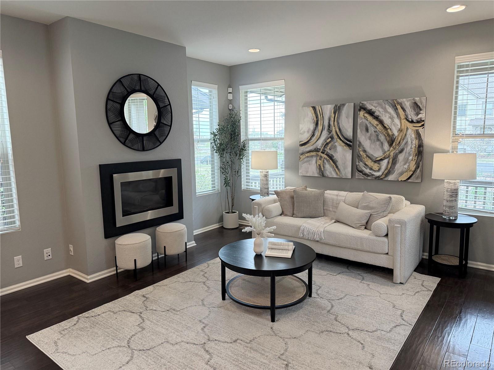 MLS Image #3 for 7932 e 49th place,denver, Colorado