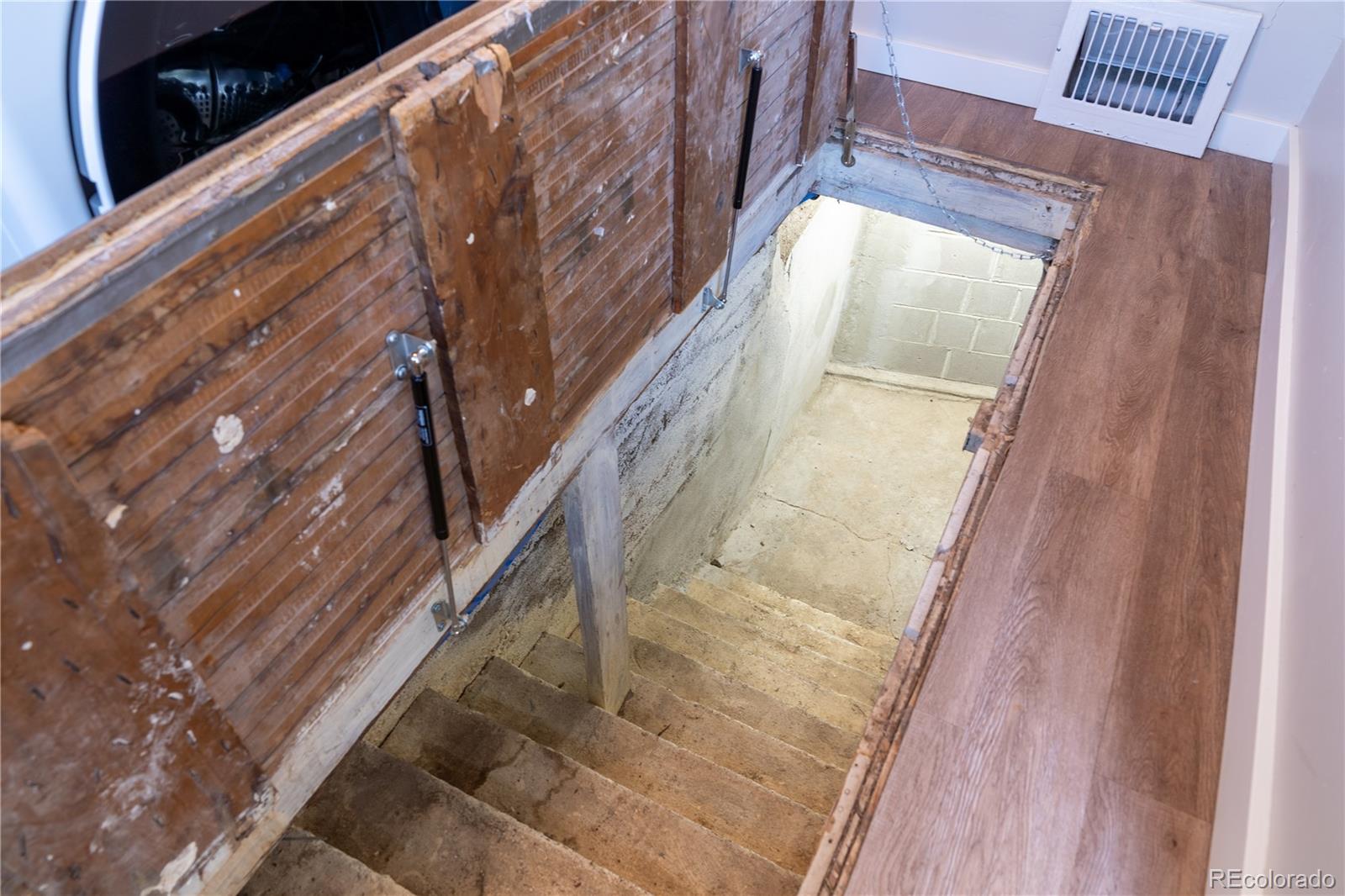 MLS Image #17 for 134 s quitman street,denver, Colorado