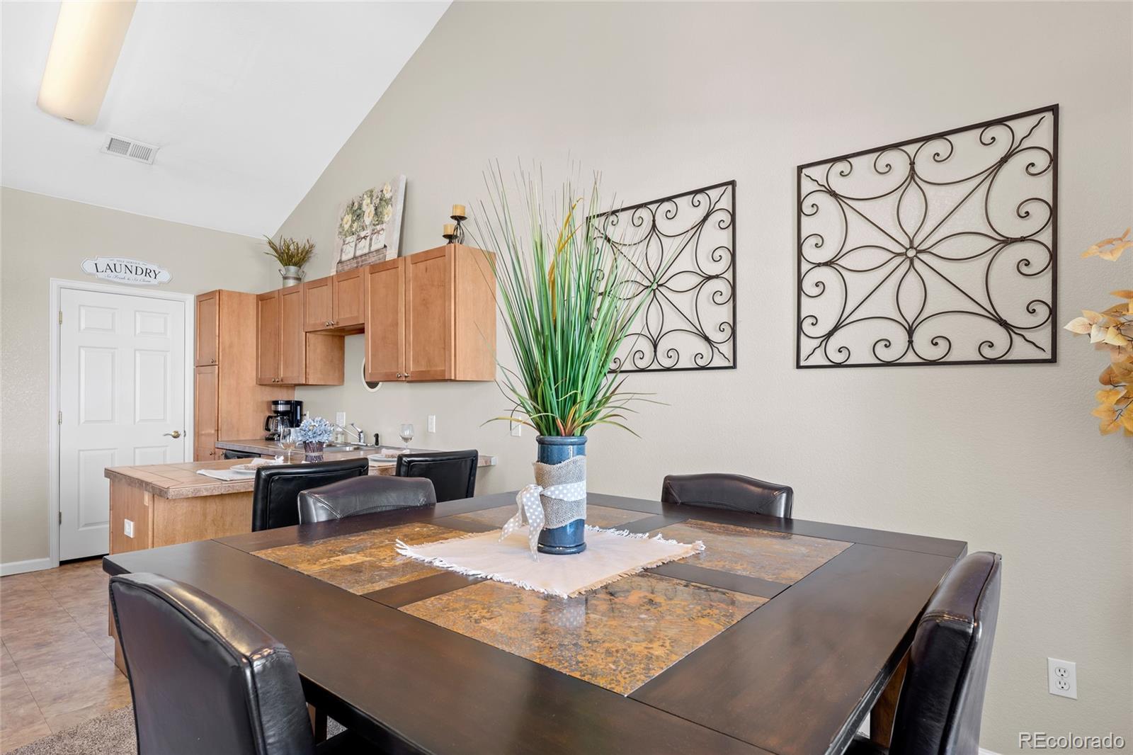 MLS Image #11 for 22610 e ontario drive,aurora, Colorado