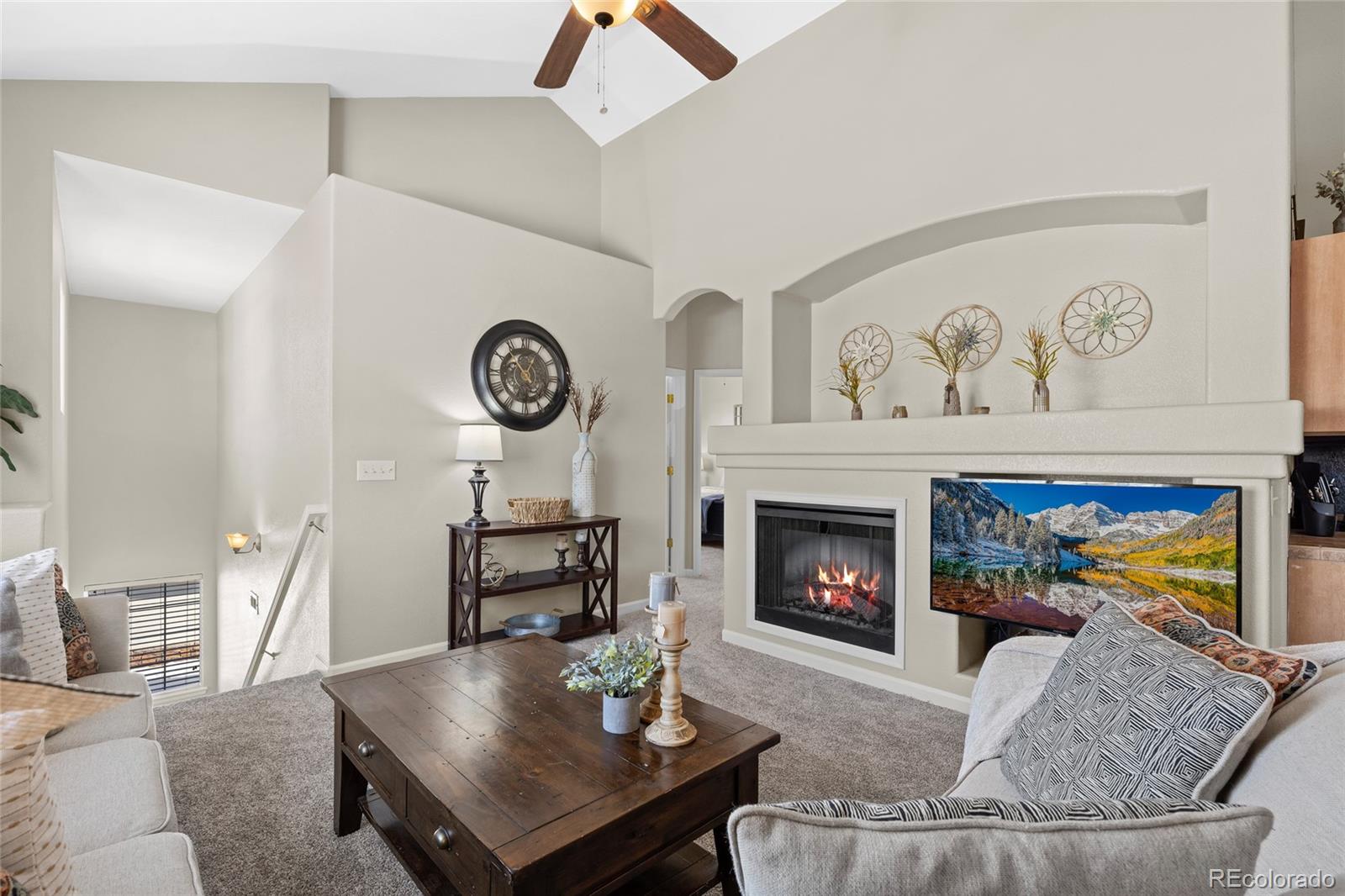 MLS Image #3 for 22610 e ontario drive,aurora, Colorado
