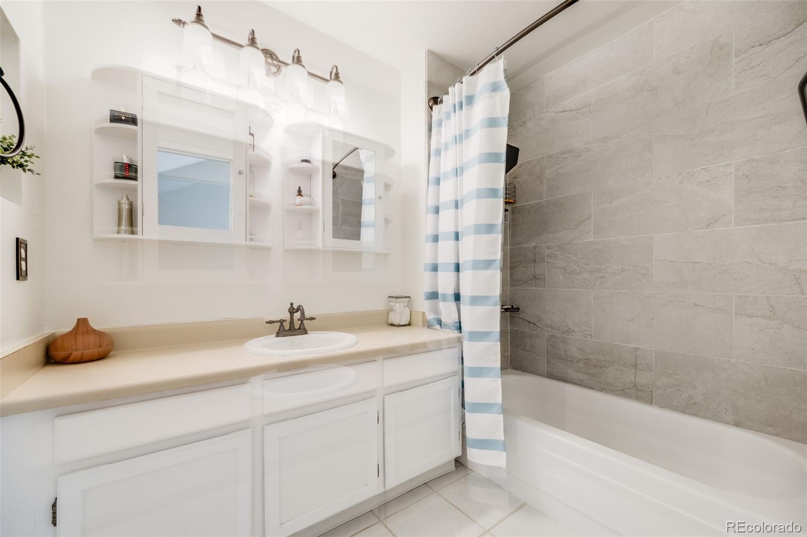 MLS Image #19 for 12780 e bethany place,aurora, Colorado