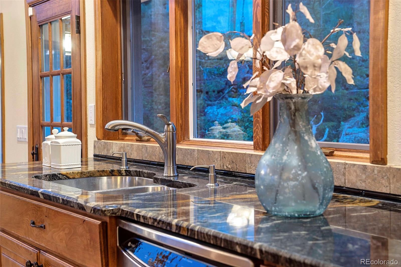 MLS Image #11 for 9001  eastridge road,golden, Colorado