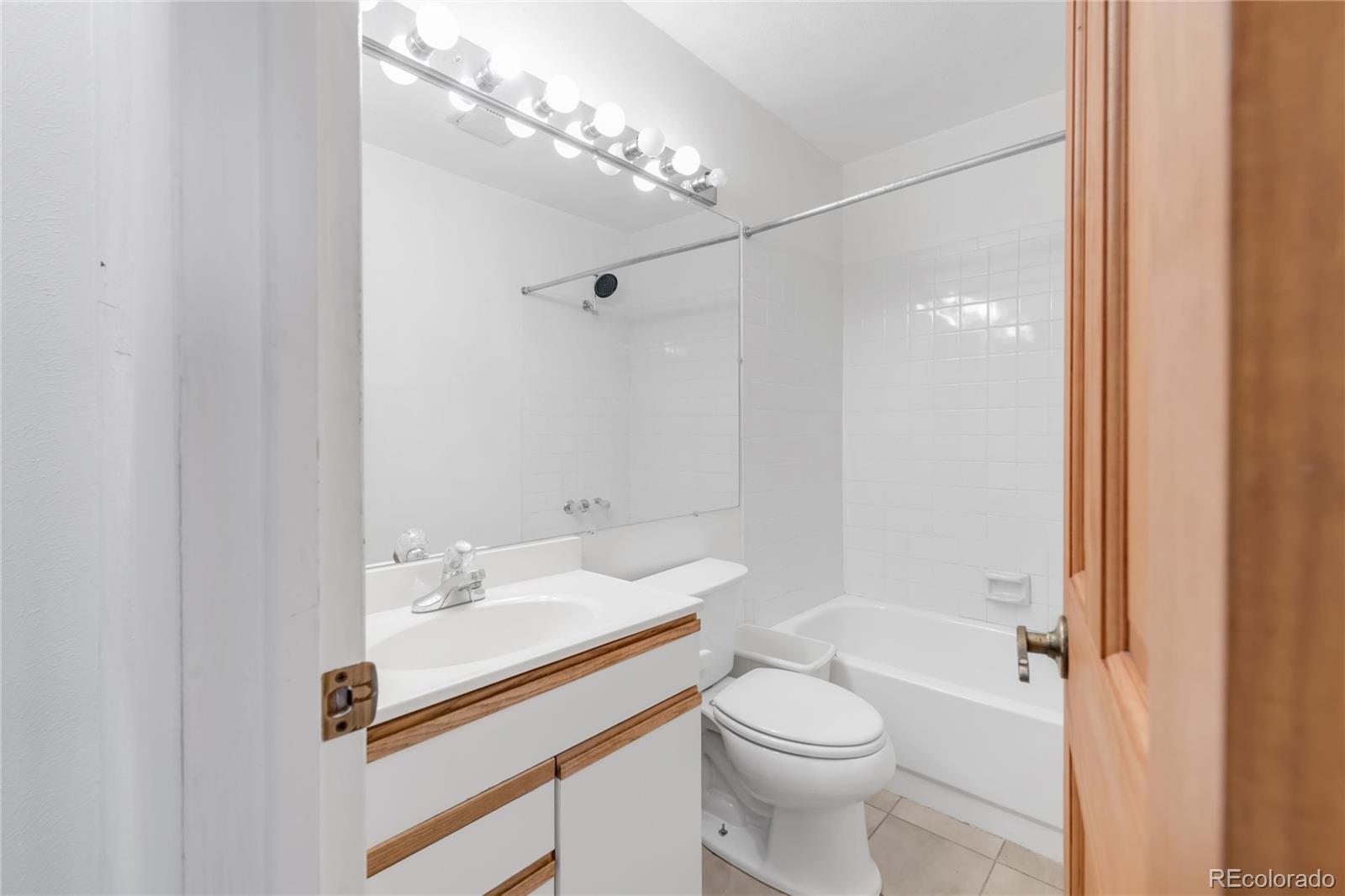 MLS Image #13 for 3740  iris avenue,boulder, Colorado