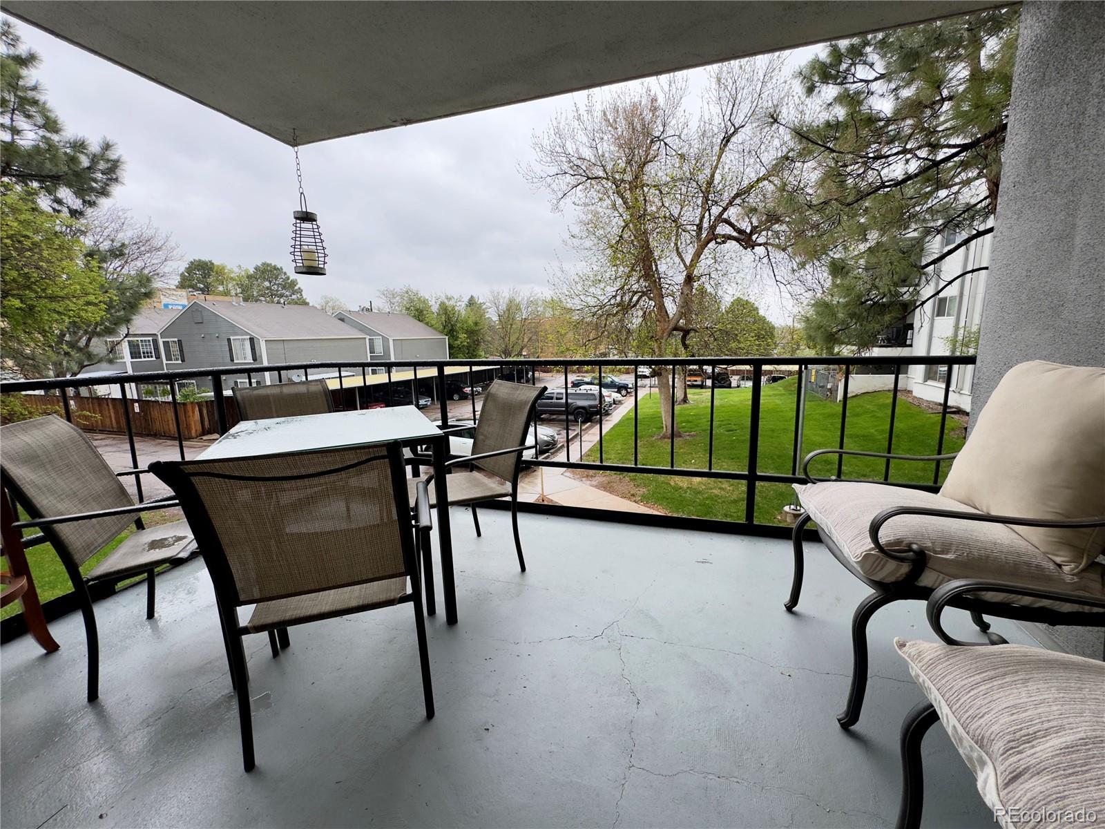 MLS Image #5 for 2325 s linden court,denver, Colorado