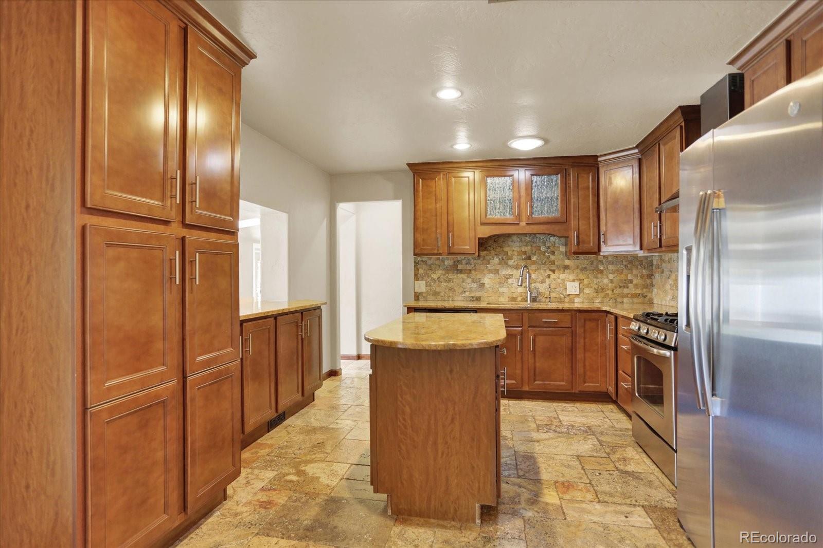 MLS Image #9 for 7895 w 67th avenue,arvada, Colorado