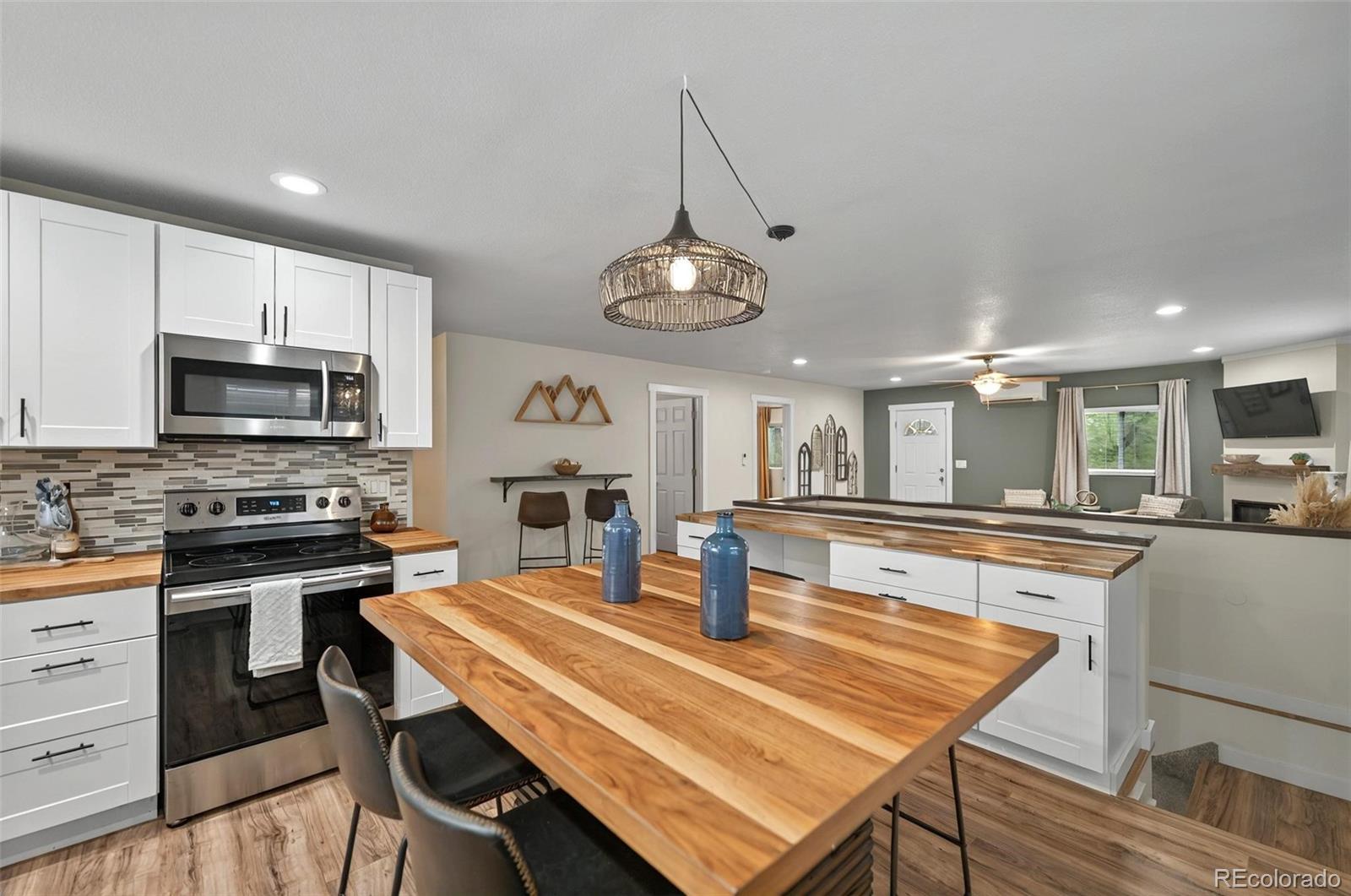 MLS Image #10 for 2822 w cucharras street,colorado springs, Colorado