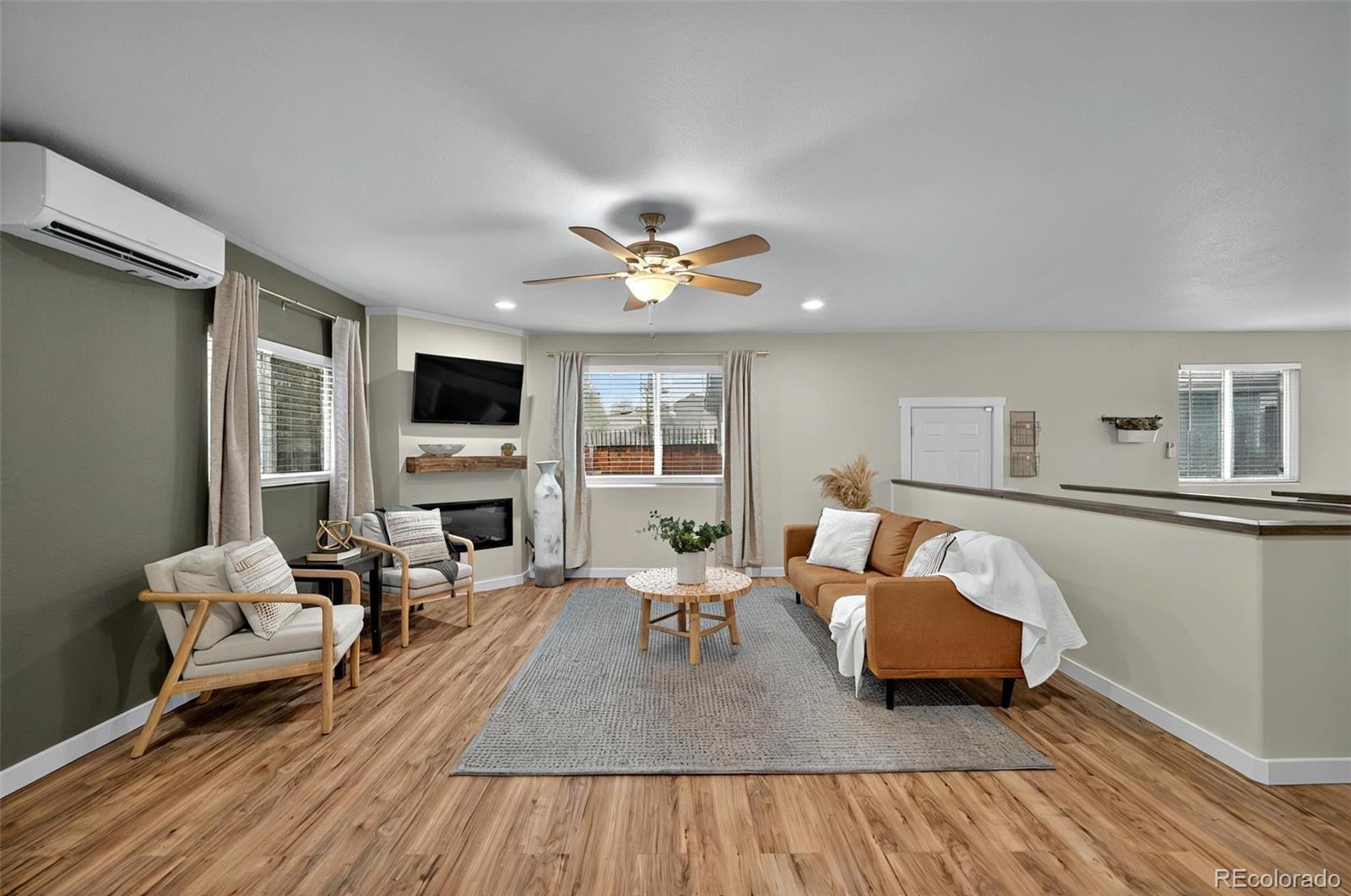 MLS Image #3 for 2822 w cucharras street,colorado springs, Colorado