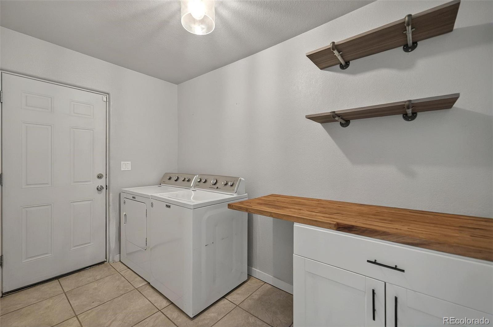 MLS Image #6 for 2822 w cucharras street,colorado springs, Colorado