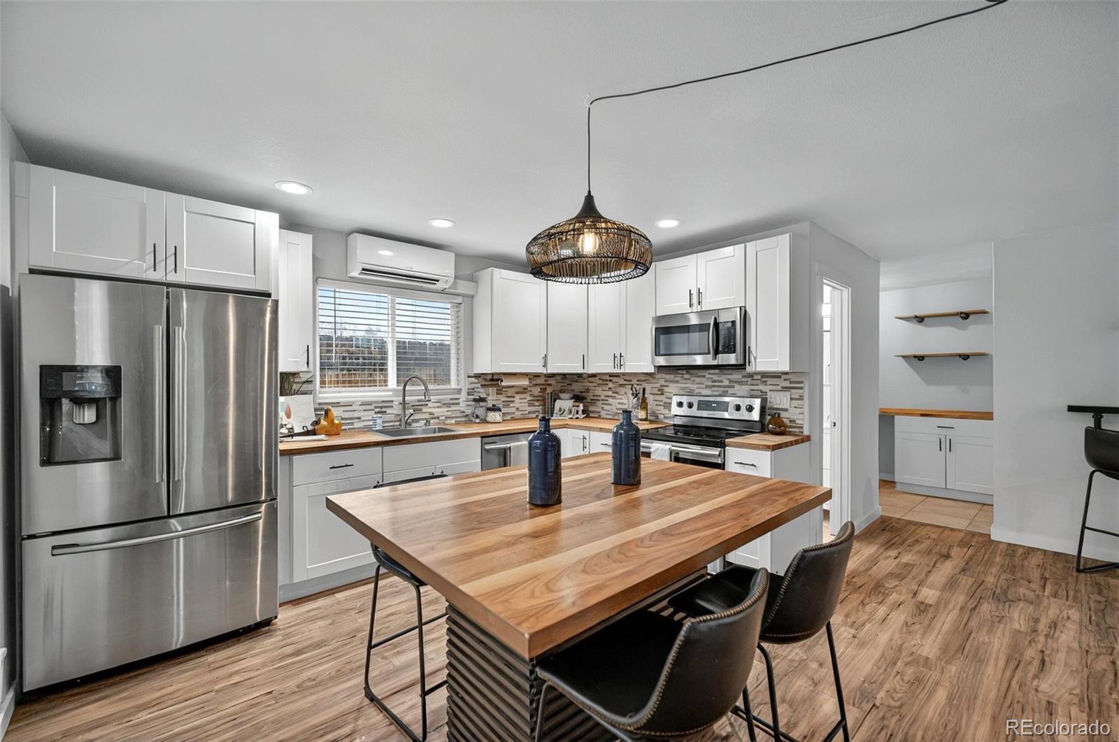 MLS Image #8 for 2822 w cucharras street,colorado springs, Colorado