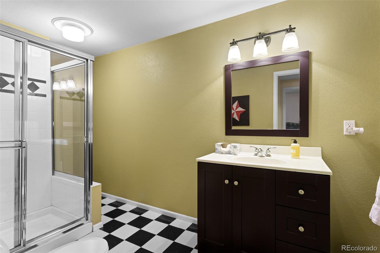 MLS Image #41 for 11615 e maplewood avenue,englewood, Colorado