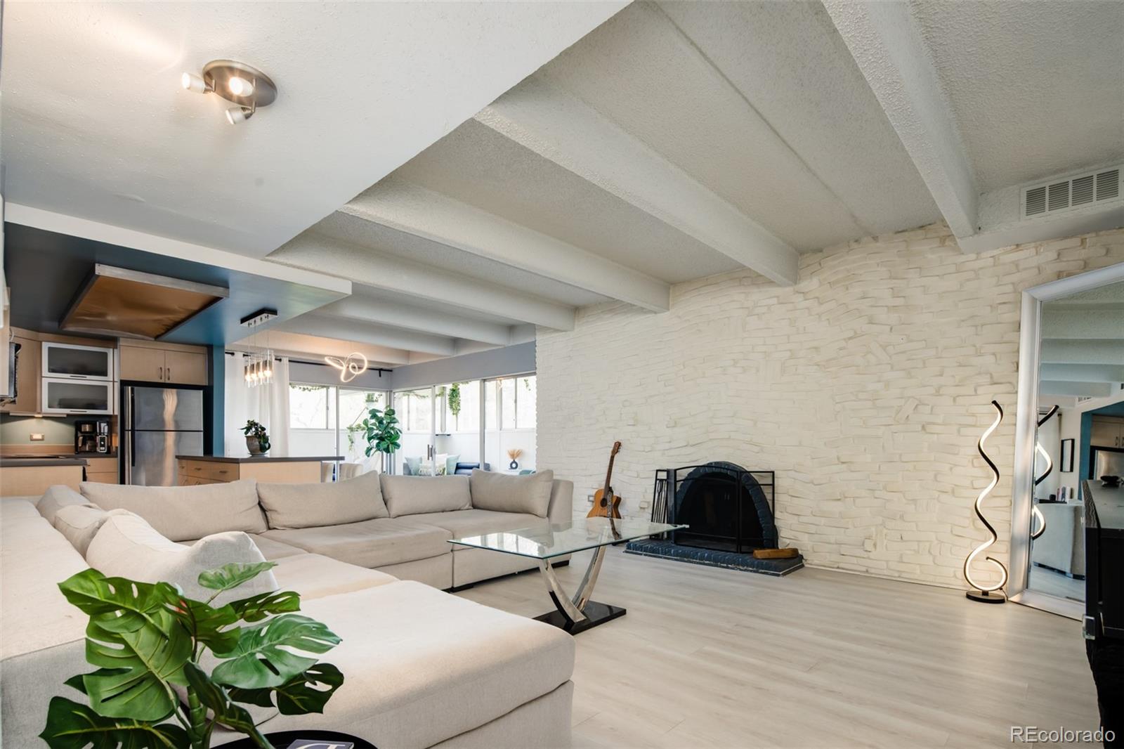 MLS Image #10 for 675 s university boulevard,denver, Colorado