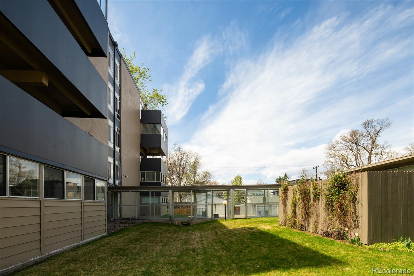 MLS Image #7 for 675 s university boulevard,denver, Colorado