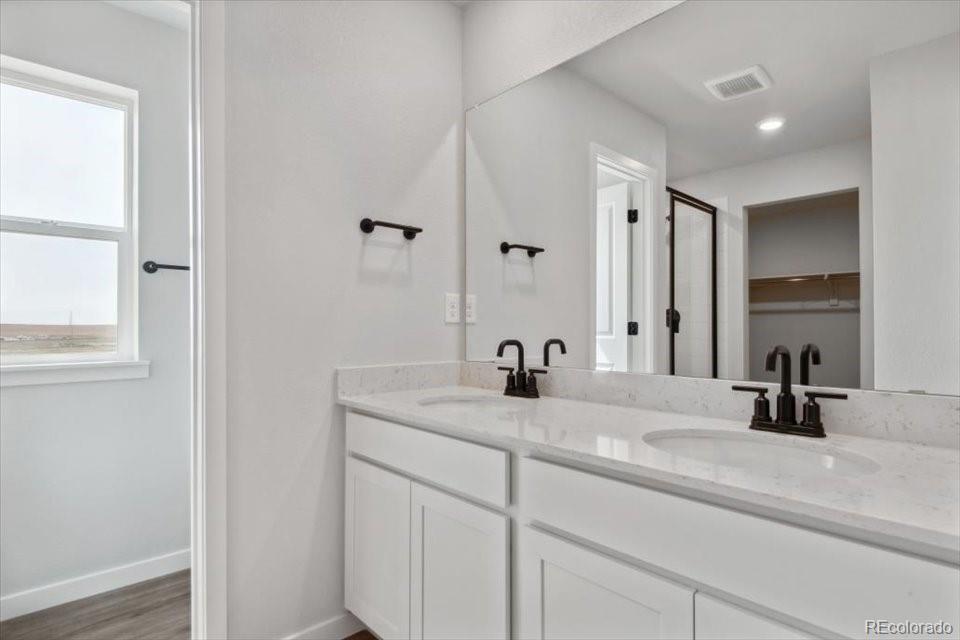 MLS Image #10 for 3464 n irvington street,aurora, Colorado