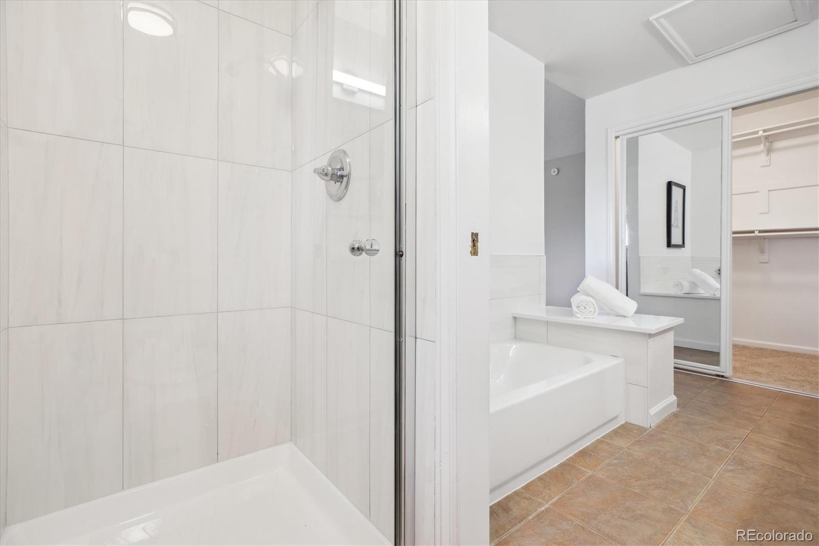 MLS Image #12 for 1470 s quebec way,denver, Colorado