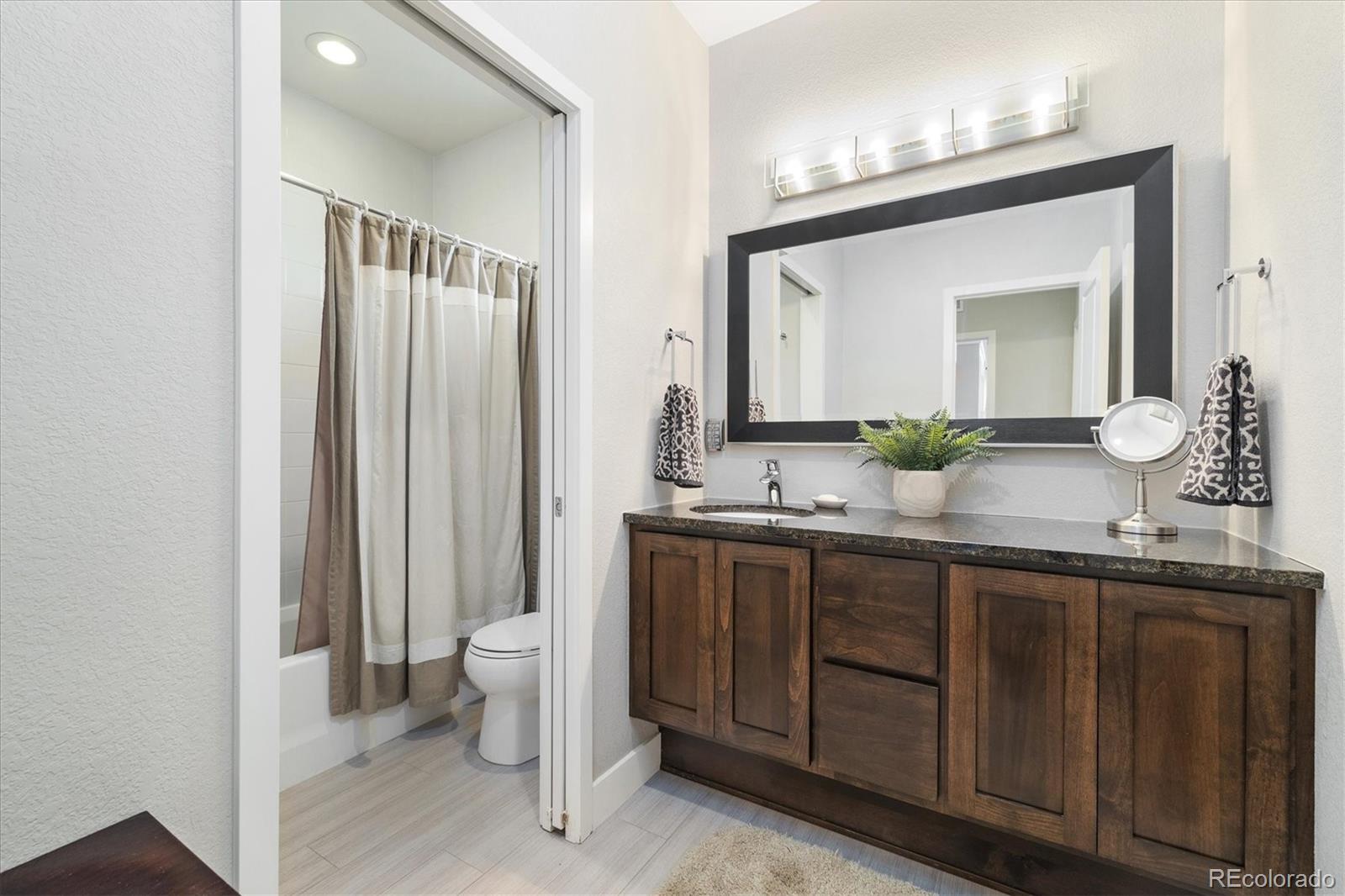 MLS Image #31 for 1882 w 67th avenue,denver, Colorado