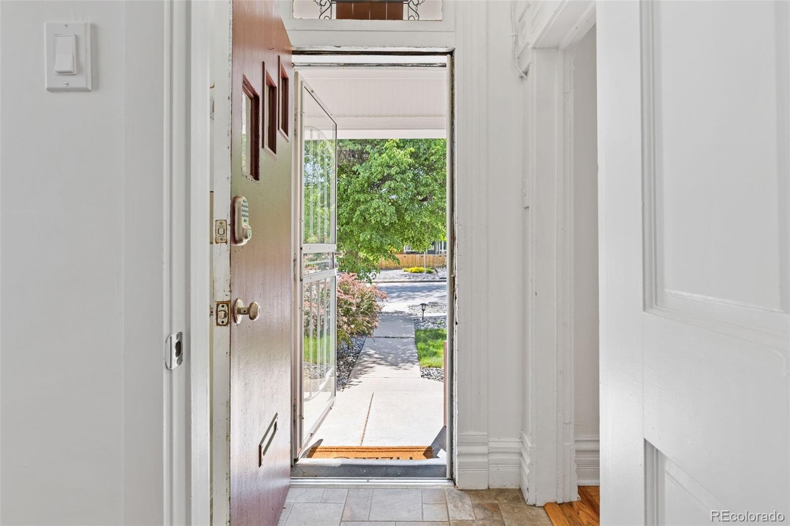 MLS Image #2 for 2643 n marion street,denver, Colorado