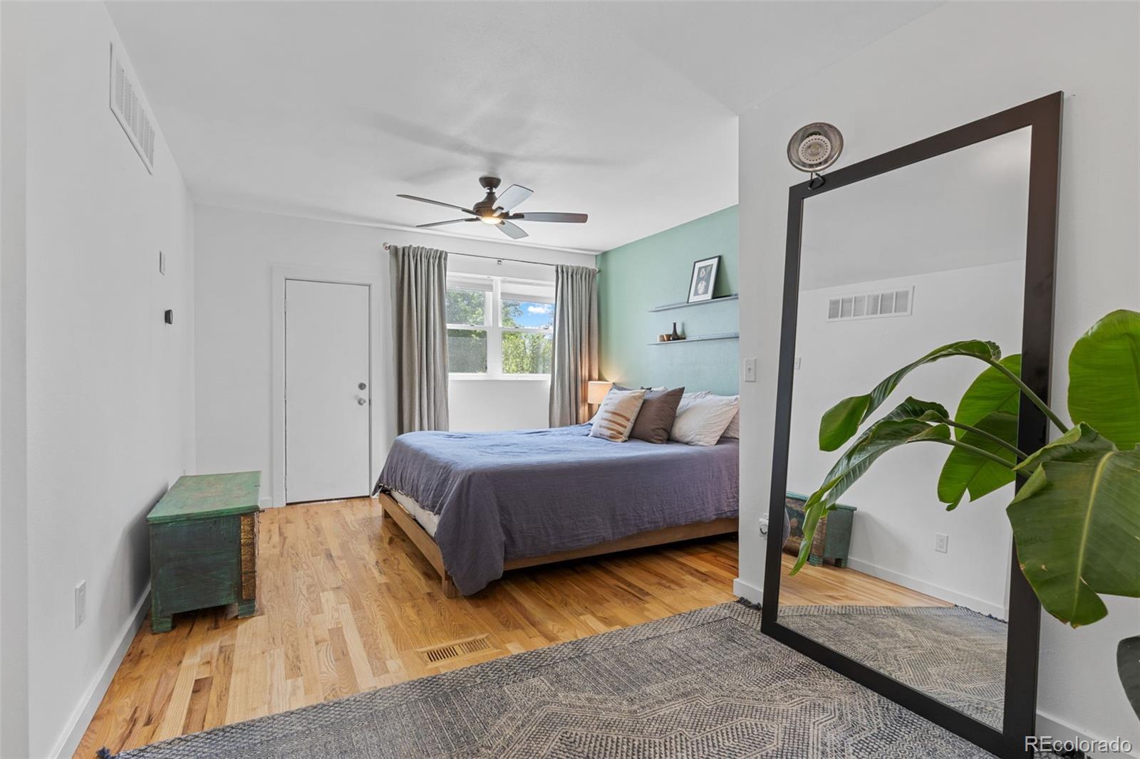 MLS Image #28 for 2643 n marion street,denver, Colorado