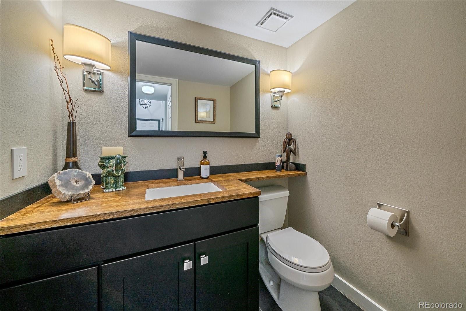 MLS Image #11 for 2364 s harlan street,lakewood, Colorado