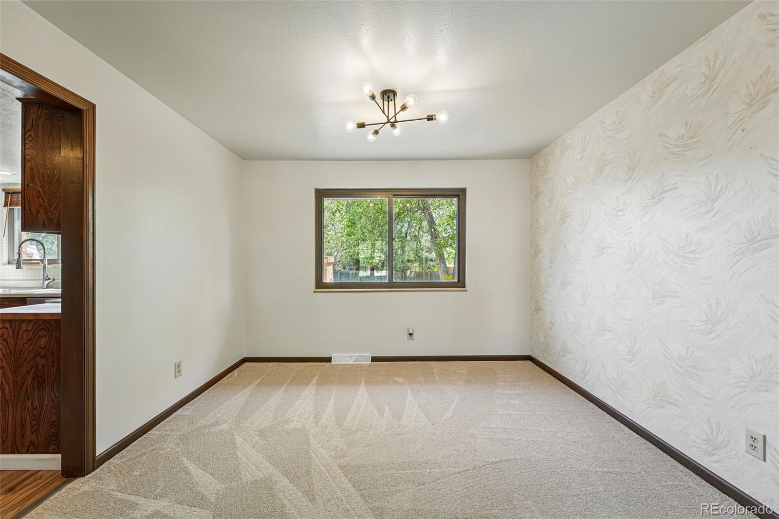 MLS Image #10 for 1354 s macon street,aurora, Colorado