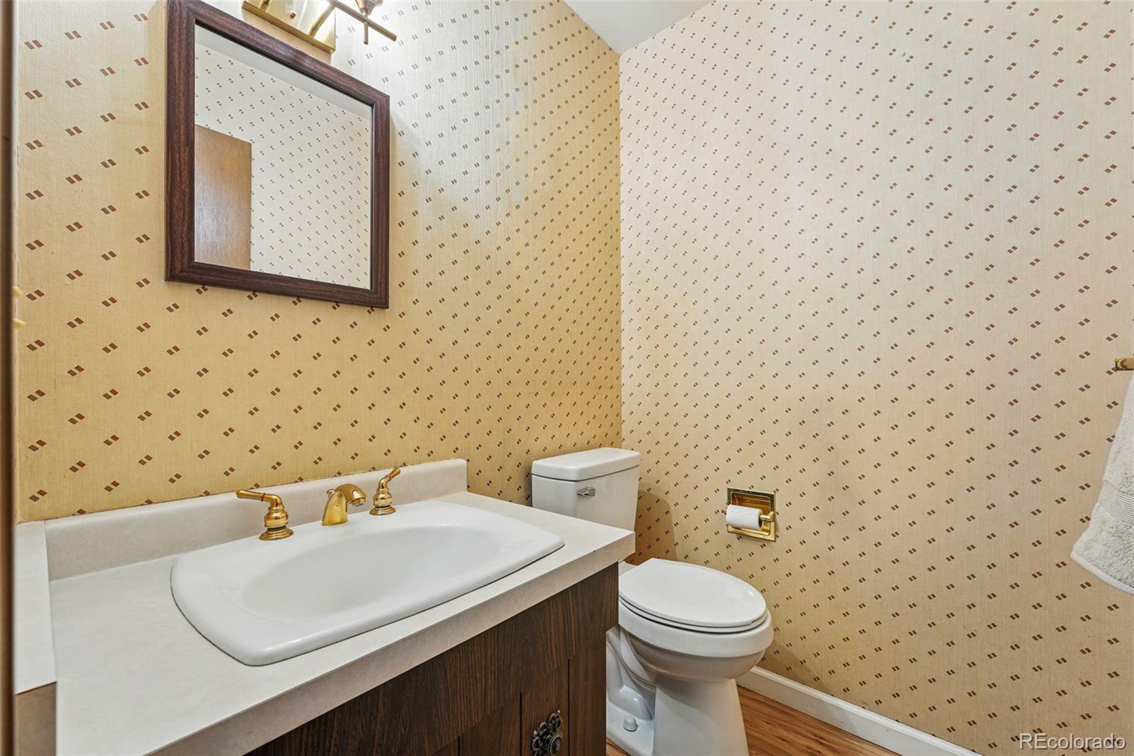 MLS Image #23 for 1354 s macon street,aurora, Colorado