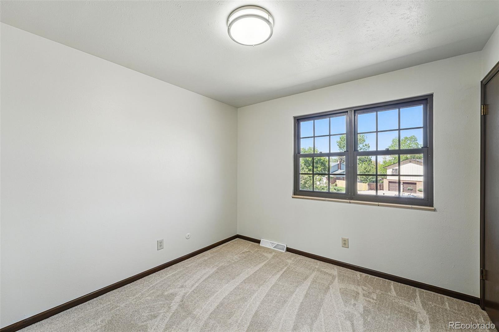 MLS Image #26 for 1354 s macon street,aurora, Colorado