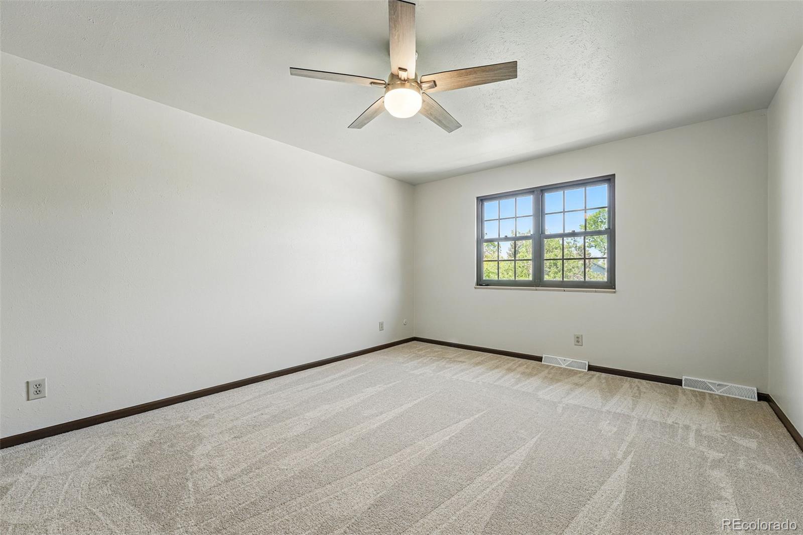 MLS Image #31 for 1354 s macon street,aurora, Colorado