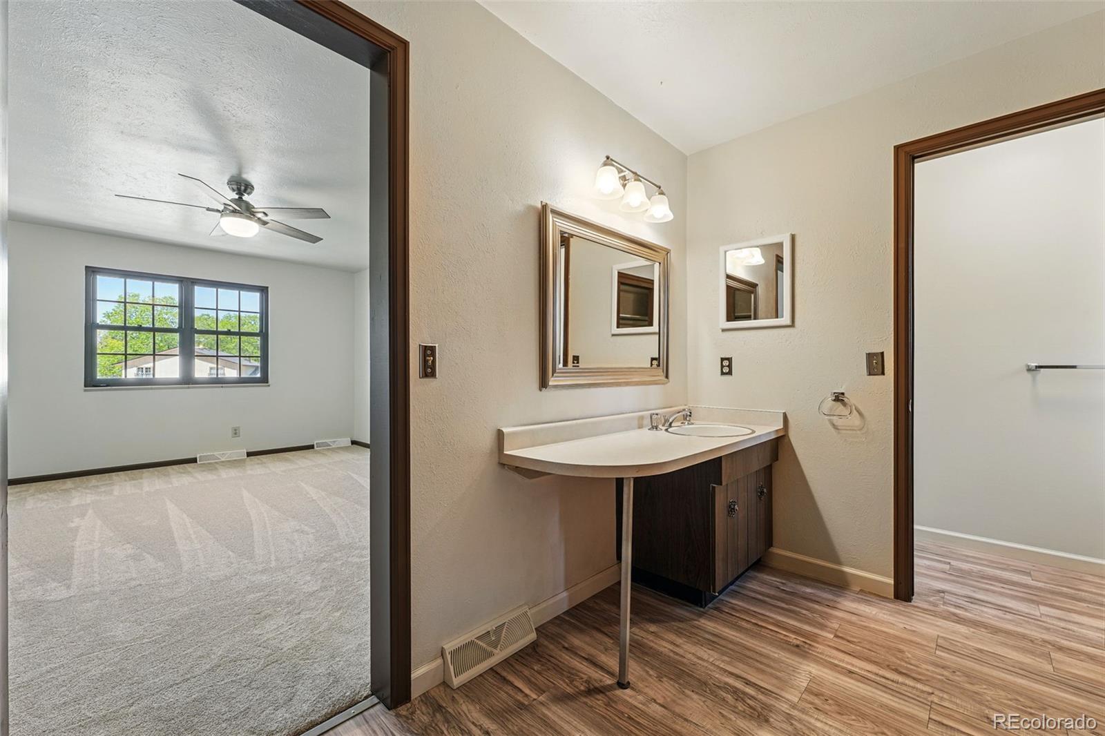 MLS Image #33 for 1354 s macon street,aurora, Colorado